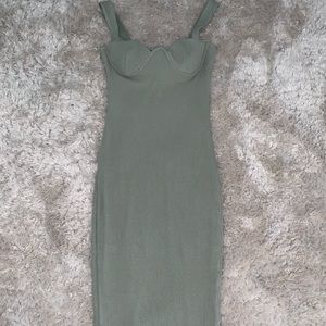 Sage green US 4 midi ribbed dress